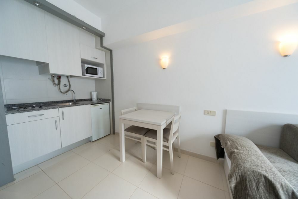 Hotel Embat