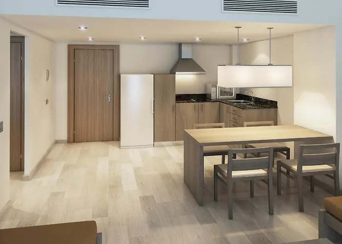 Apartamentos Embat